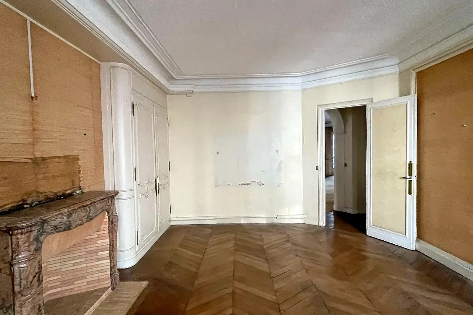 PARIS 8 - FAUBOURG SAINT-HONORE/TERNES 10