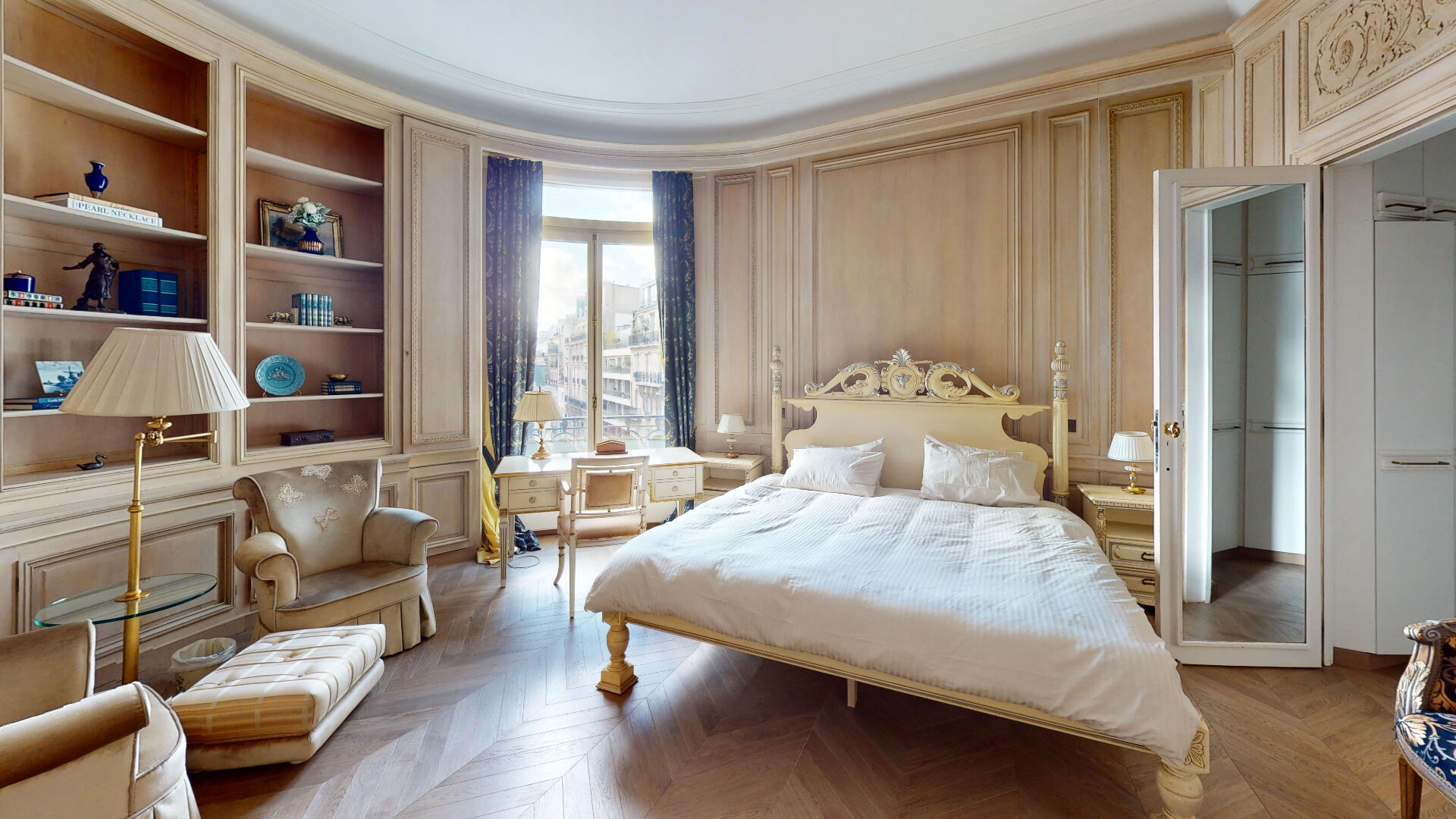 PARIS 16 - RUE DECAMPS 8