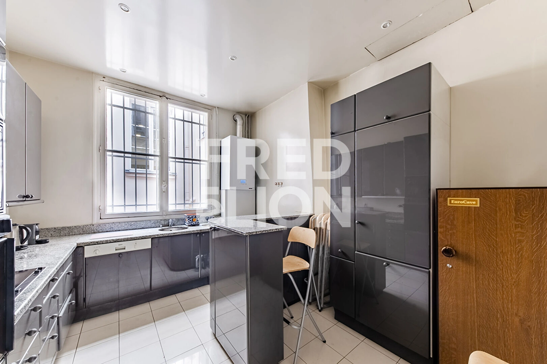 PARIS 16 - LAURISTON 10