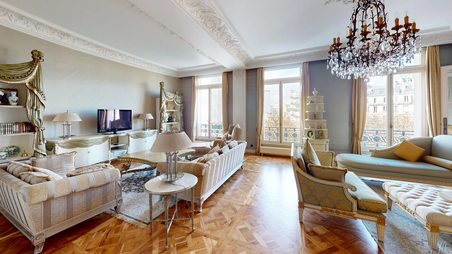 PARIS 16 - RUE DECAMPS 1