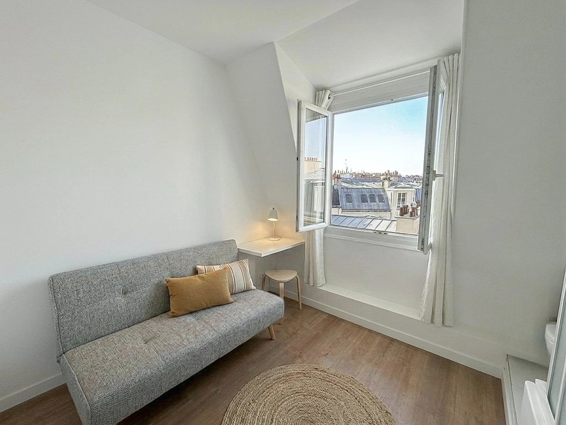 PARIS 16 - VILLAGE D'AUTEUIL 2