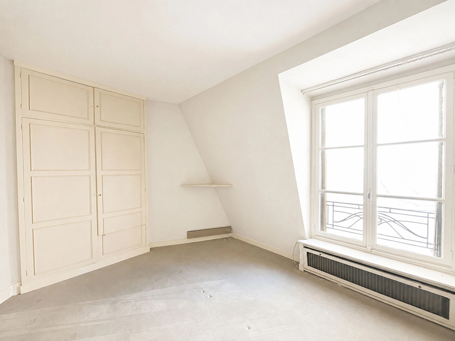 PARIS 8 - COURCELLES/MONCEAU 11