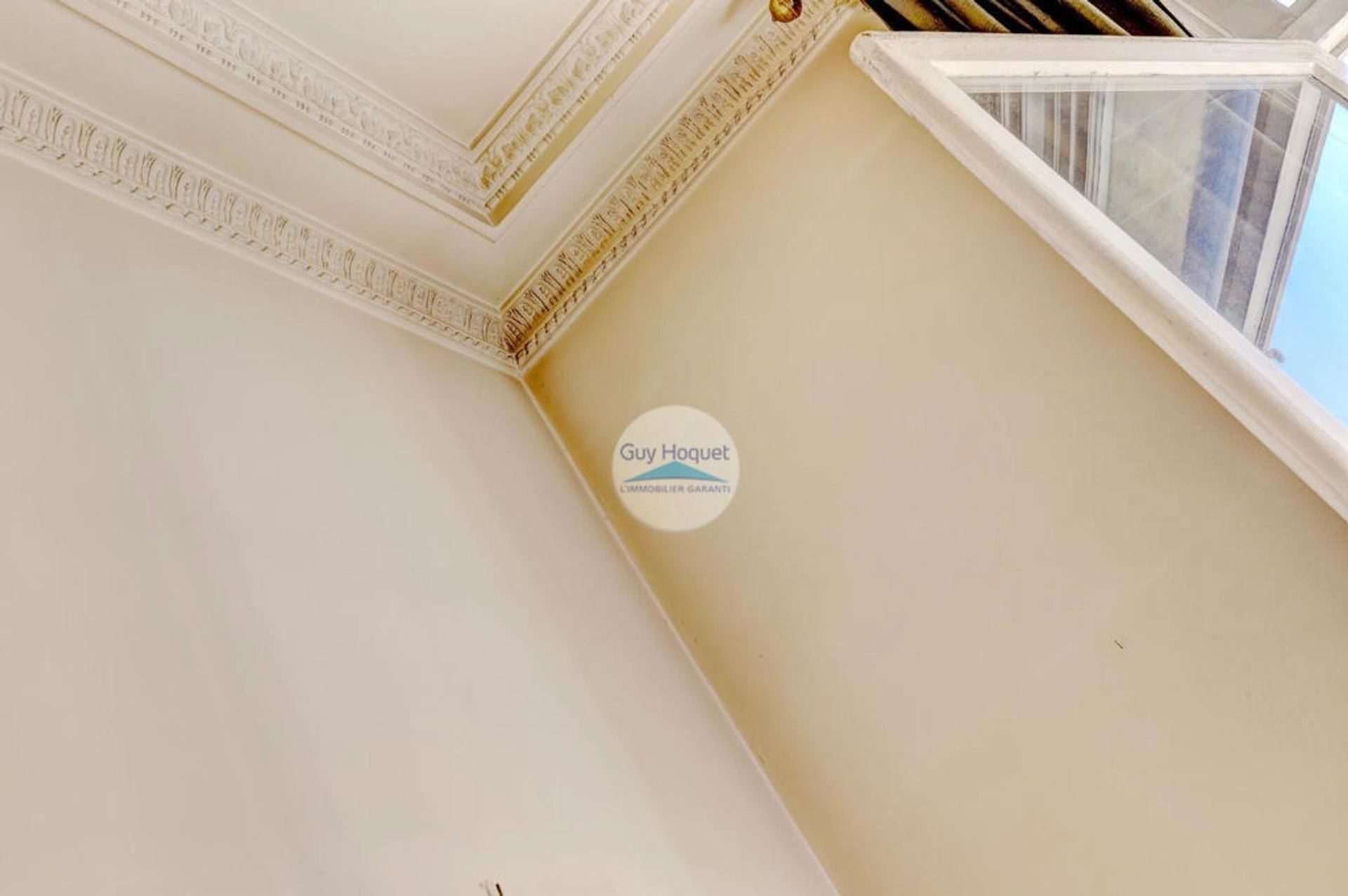 PARIS XVI MUETTE - HENRI MARTIN - 4 chambres et large balcon filant 8