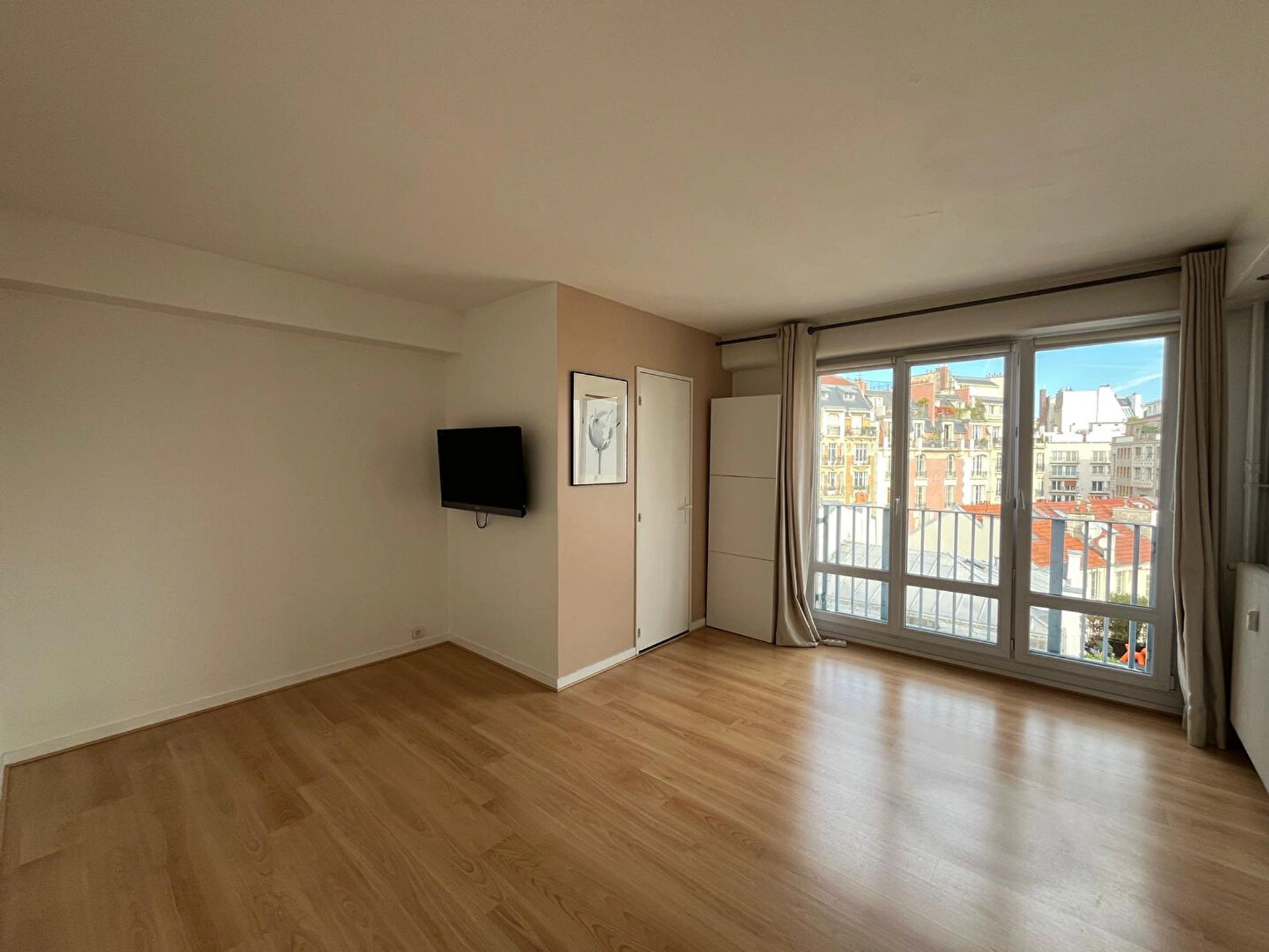PARIS 16 - RUE LECONTE DE LISLE 1