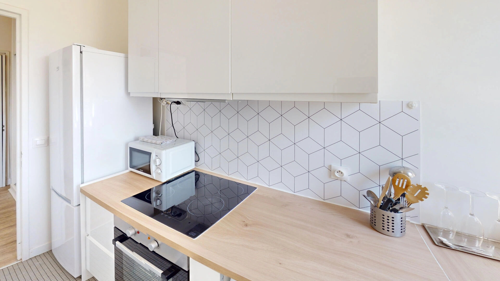 PARIS 16 - RUE CHARDON LAGACHE 4