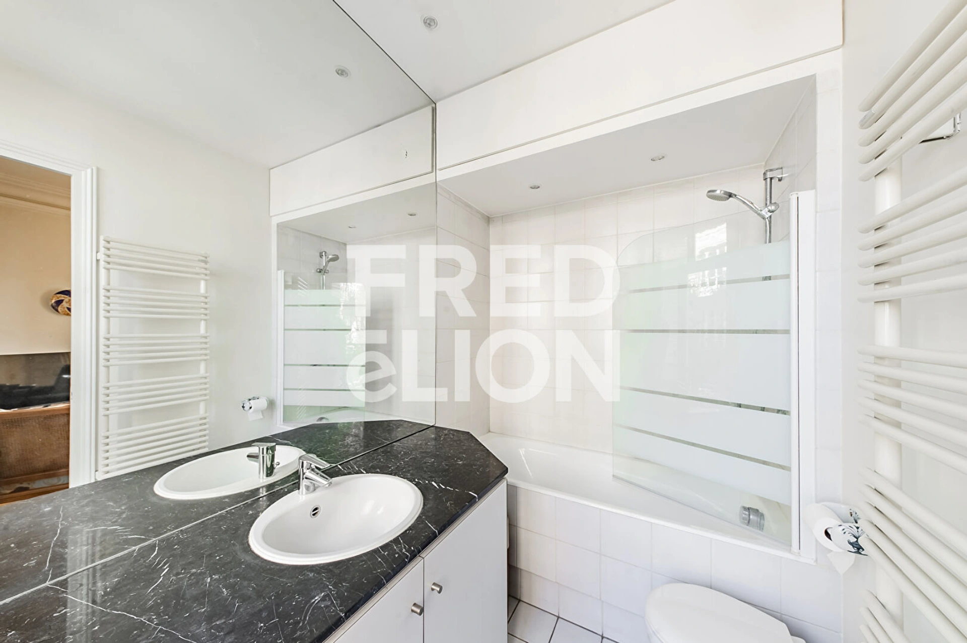 PARIS 16 - LAURISTON 11