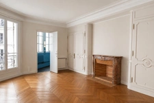 PARIS 8 - COURCELLES/MONCEAU 9