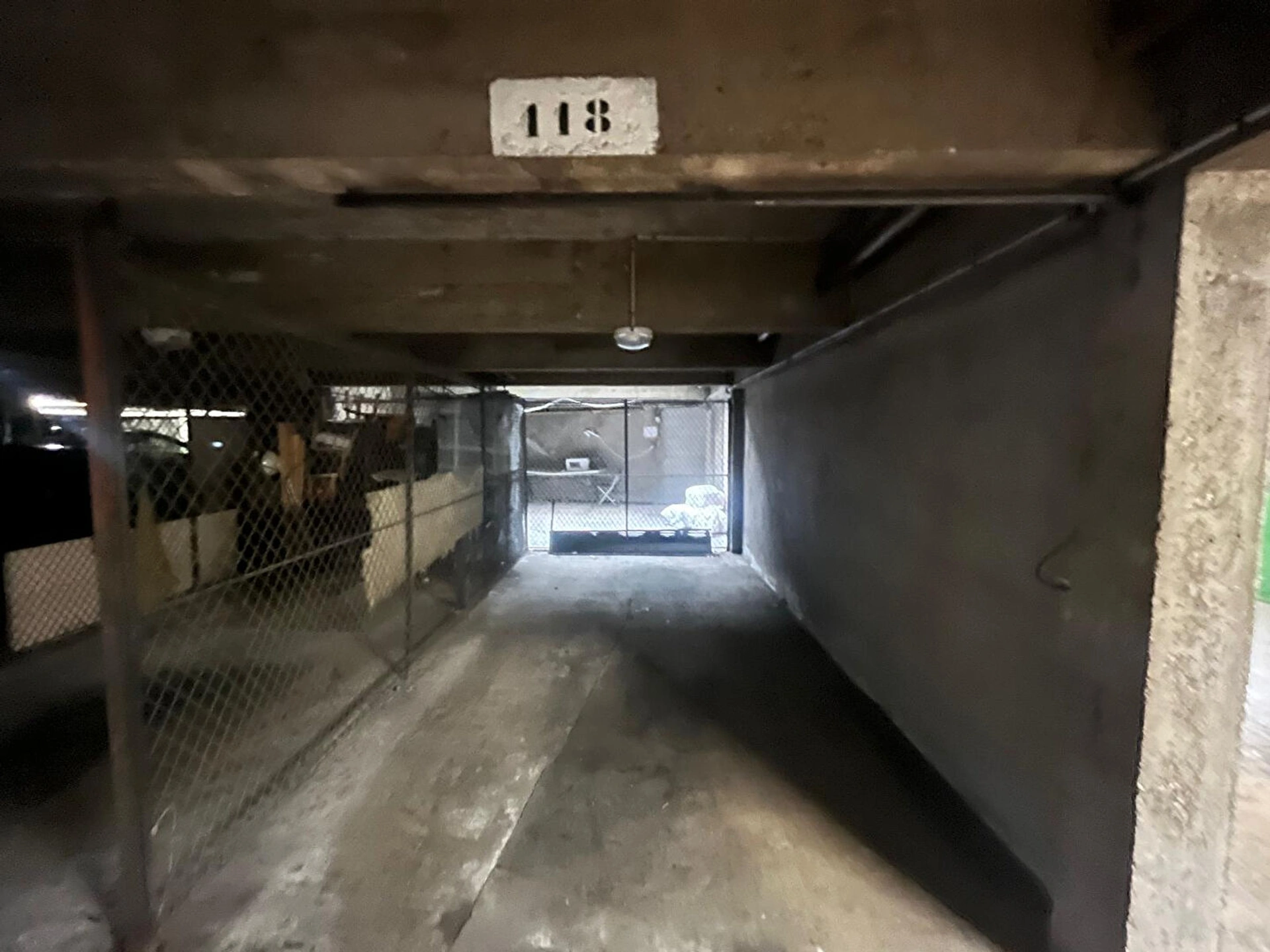 PARIS 16 - RUE DE CIVRY 1