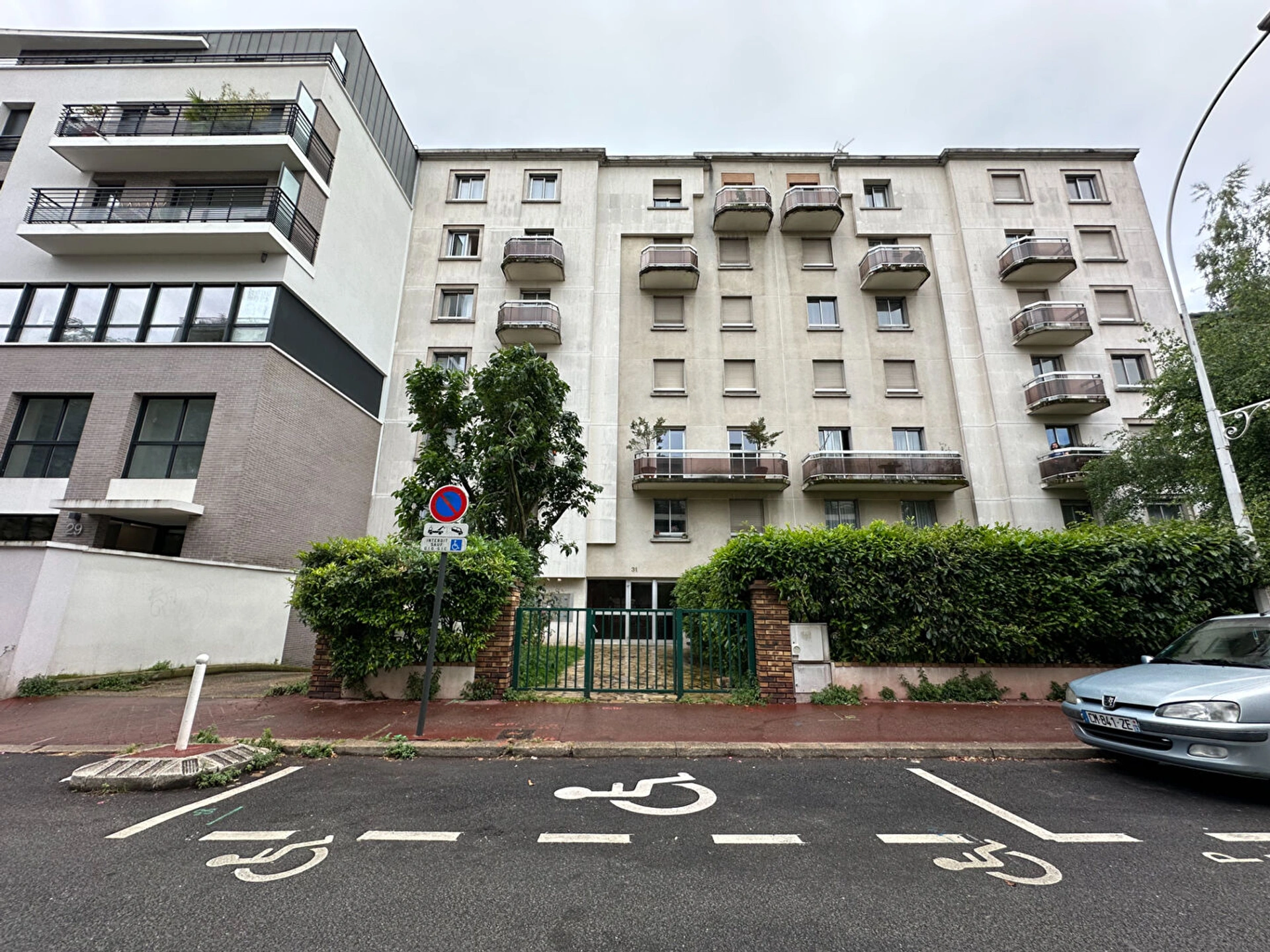 MONTROUGE - RUE D'ESTIENNE D'ORVES 1