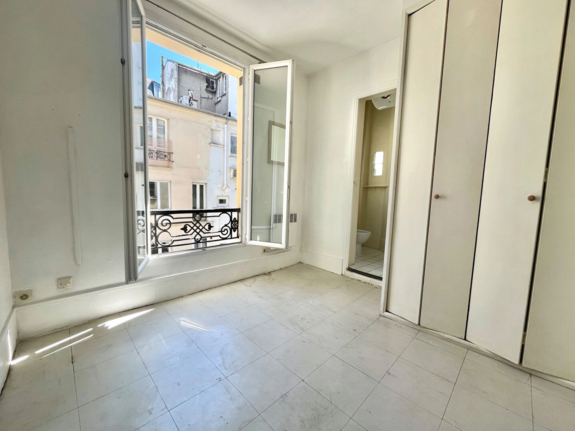 PARIS 18 - RUE BACHELET 4