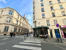 PARIS 17 - RUE DE LA JONQUIÈRE 8