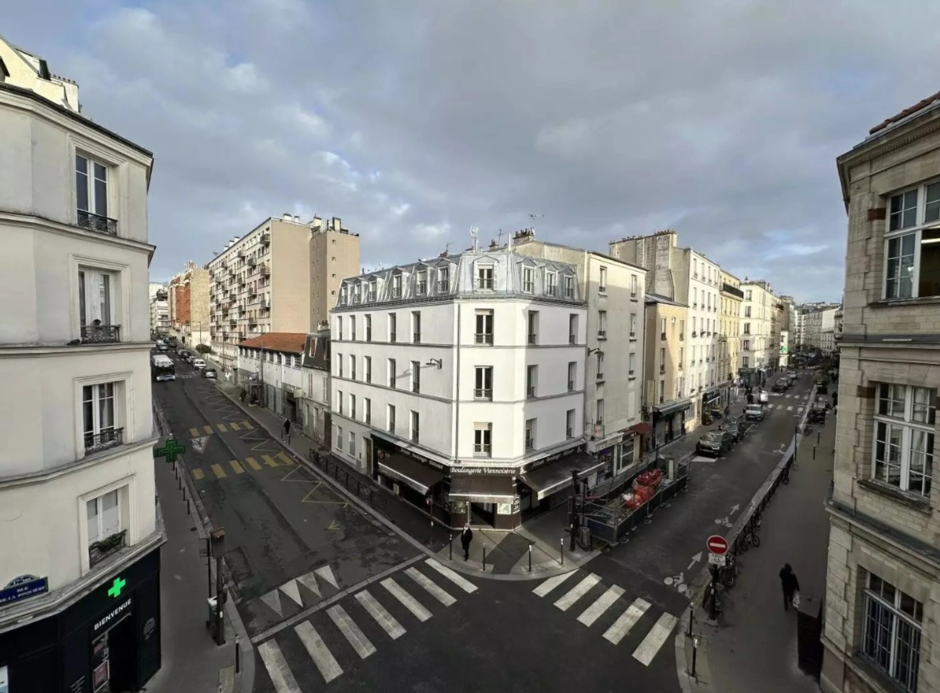 PARIS 17 - RUE DE LA JONQUIÈRE 7