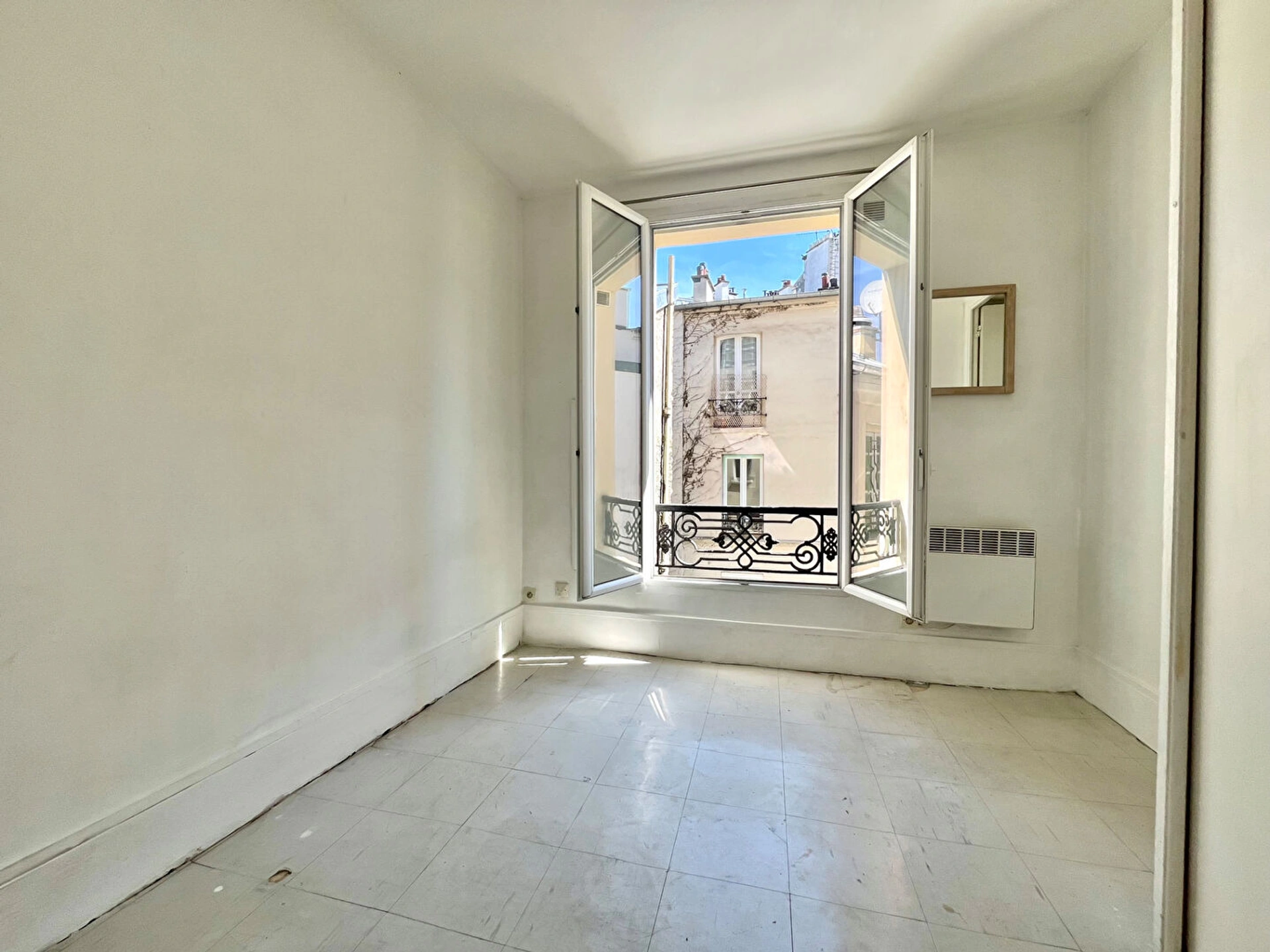 PARIS 18 - RUE BACHELET 3