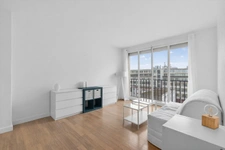 PARIS 15 - RUE DE VAUGIRARD 3