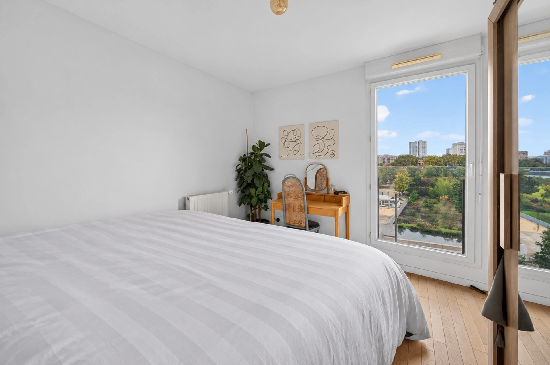 SAINT-OUEN - RUE MAURICE AUDIN 9