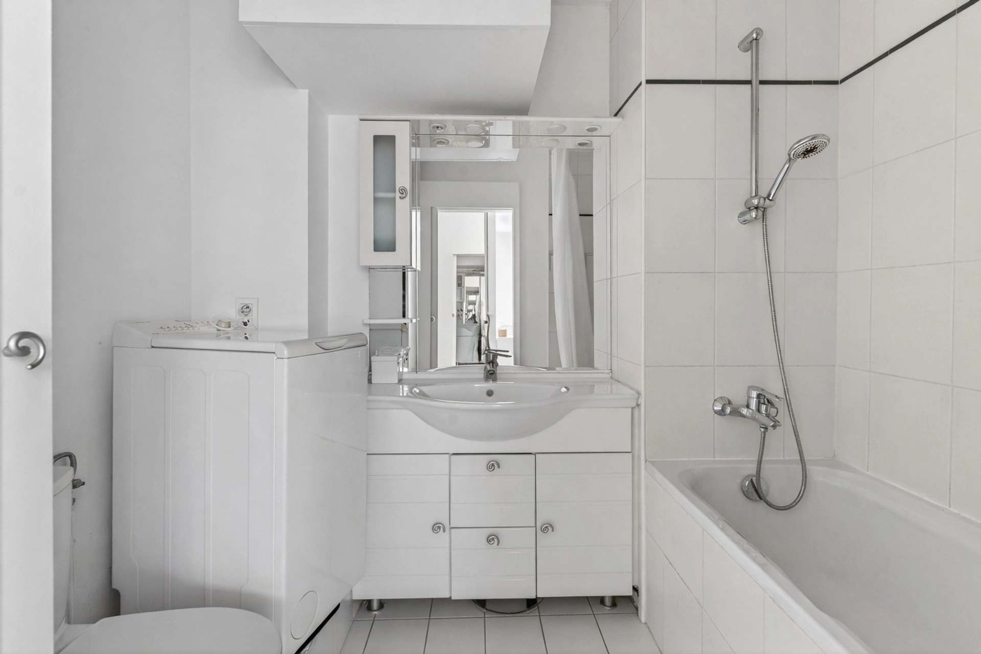 PARIS 15 - RUE DE VAUGIRARD 6