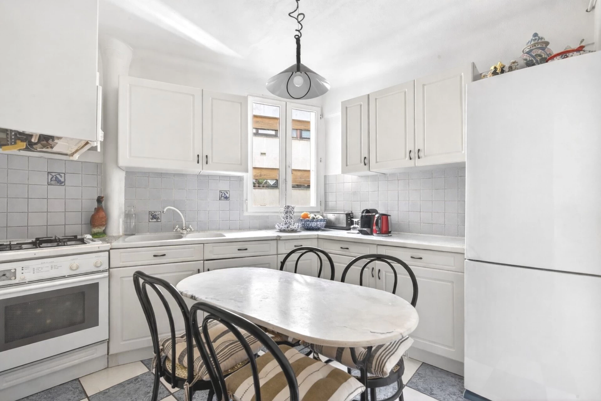 PARIS 20- AVENUE GAMBETTA 5