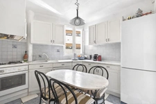 PARIS - AV GAMBETTA 5