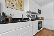 PARIS 20 - RUE DU CHER - OFF MARKET 3