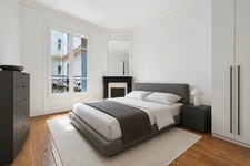 PARIS 20 - SQUARE EDOUARD-VAILLANT 7