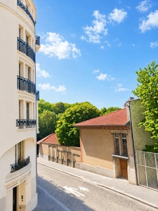 PARIS 20 - PLACE MARTIN NADAUD 14