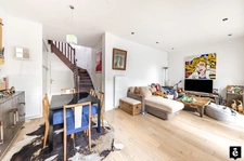 PARIS 20 - ST FARGEAU 2