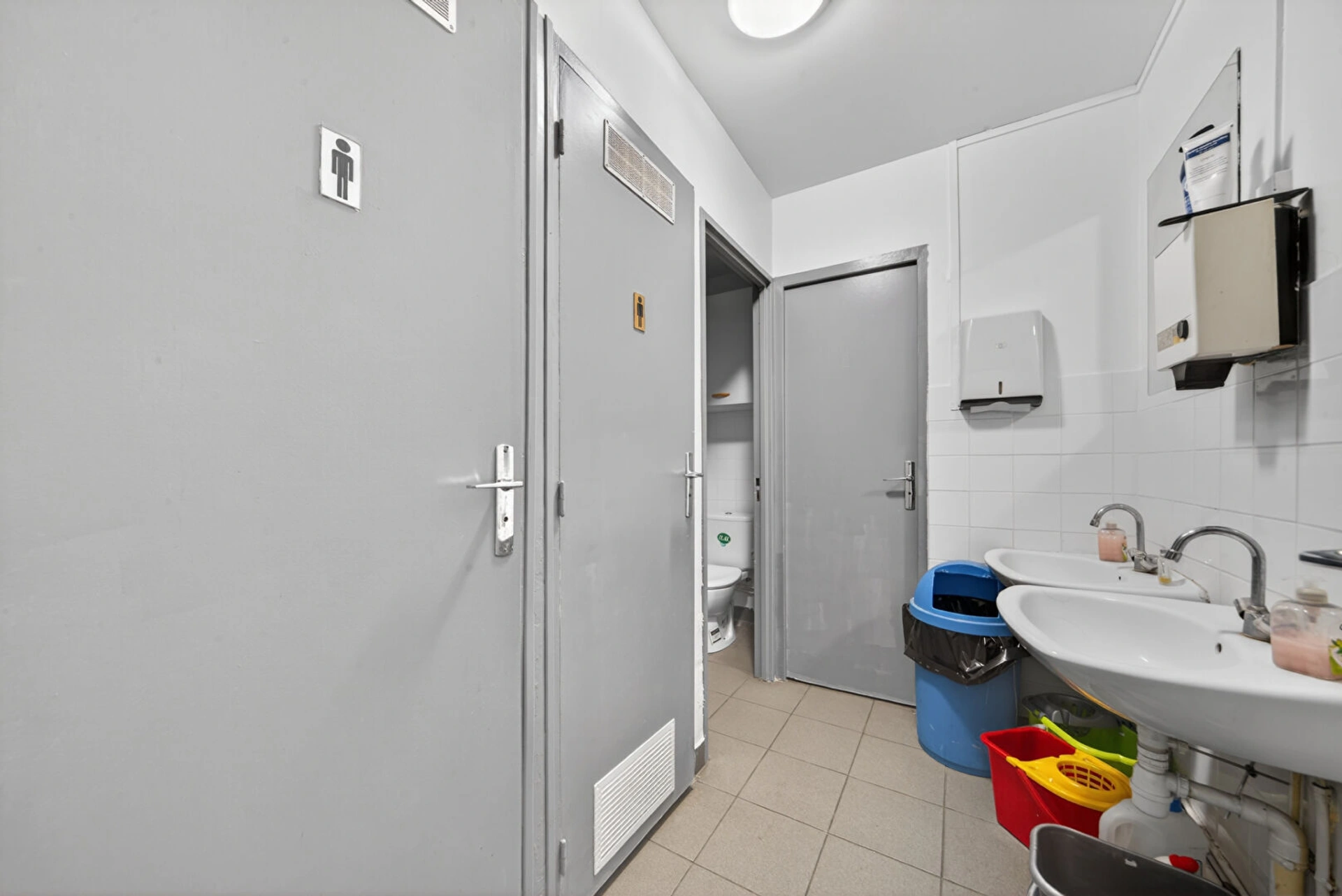 PARIS 20 - VILLAGE GAMBETTA 8