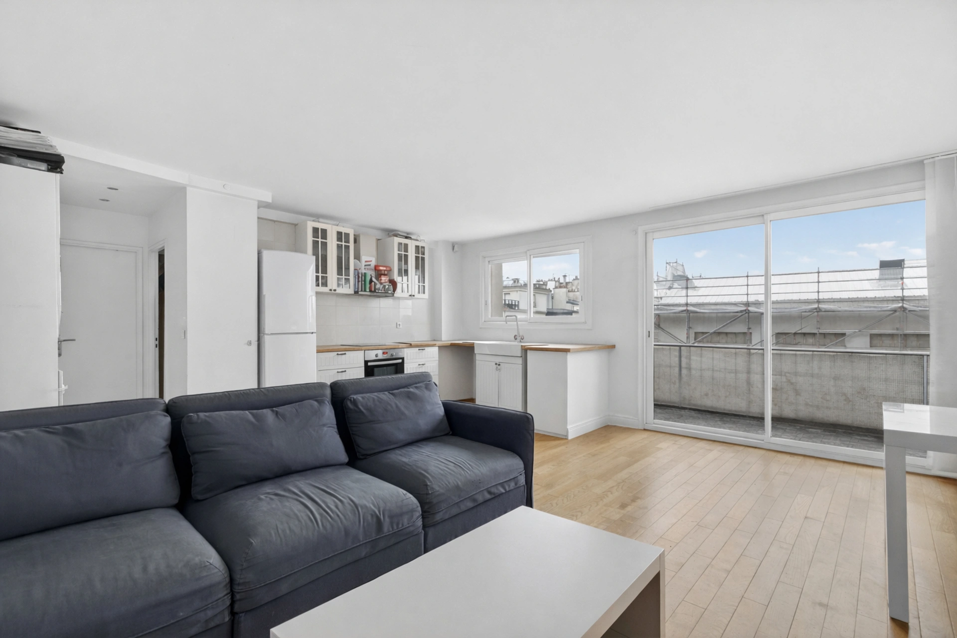 PARIS 20 - RUE DES PYRENEES 1