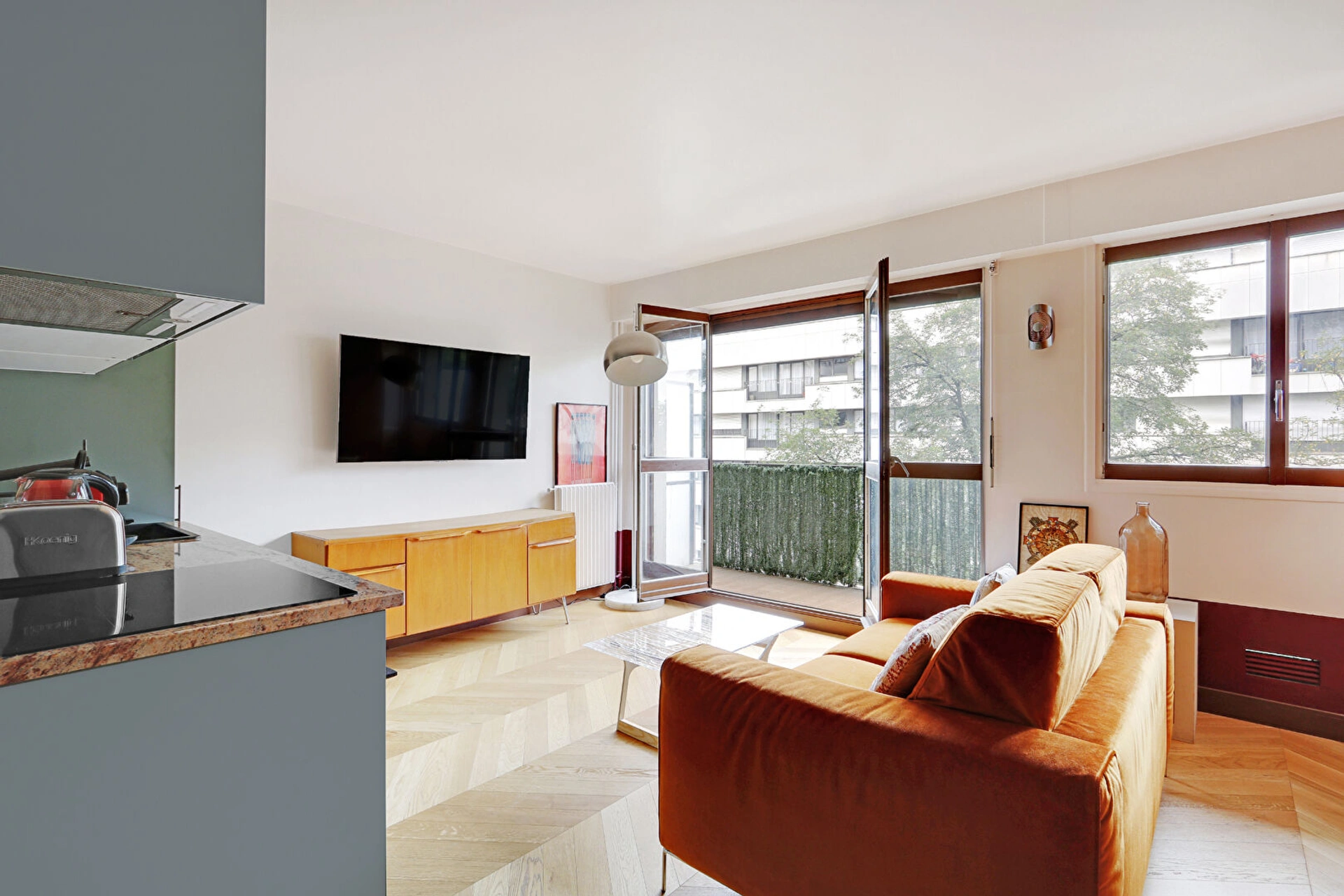 PARIS 20 - VILLAGE GAMBETTA 9