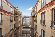 PARIS 20 - RUE DU CHER - OFF MARKET 10