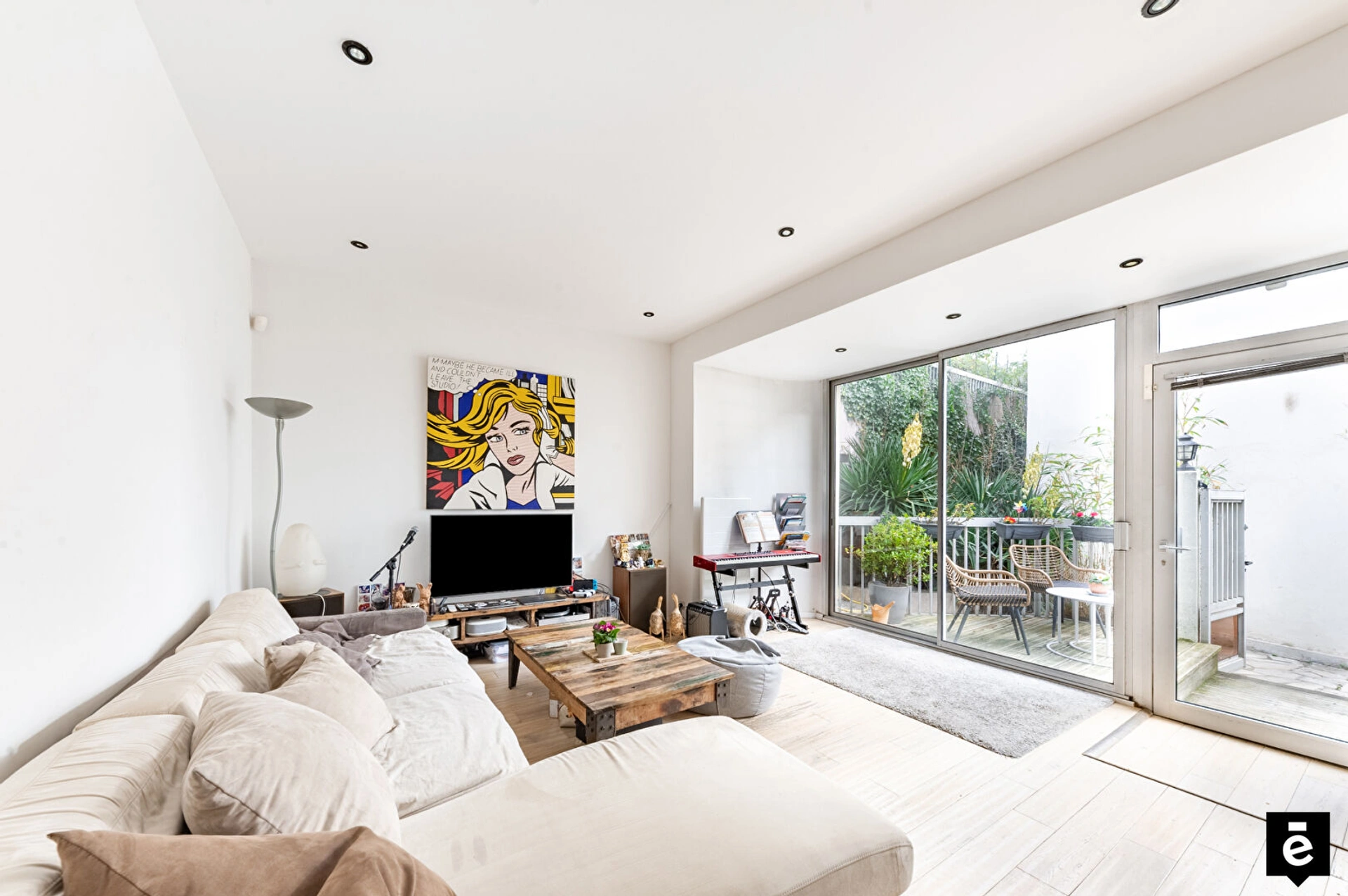 PARIS 20 - ST FARGEAU 11