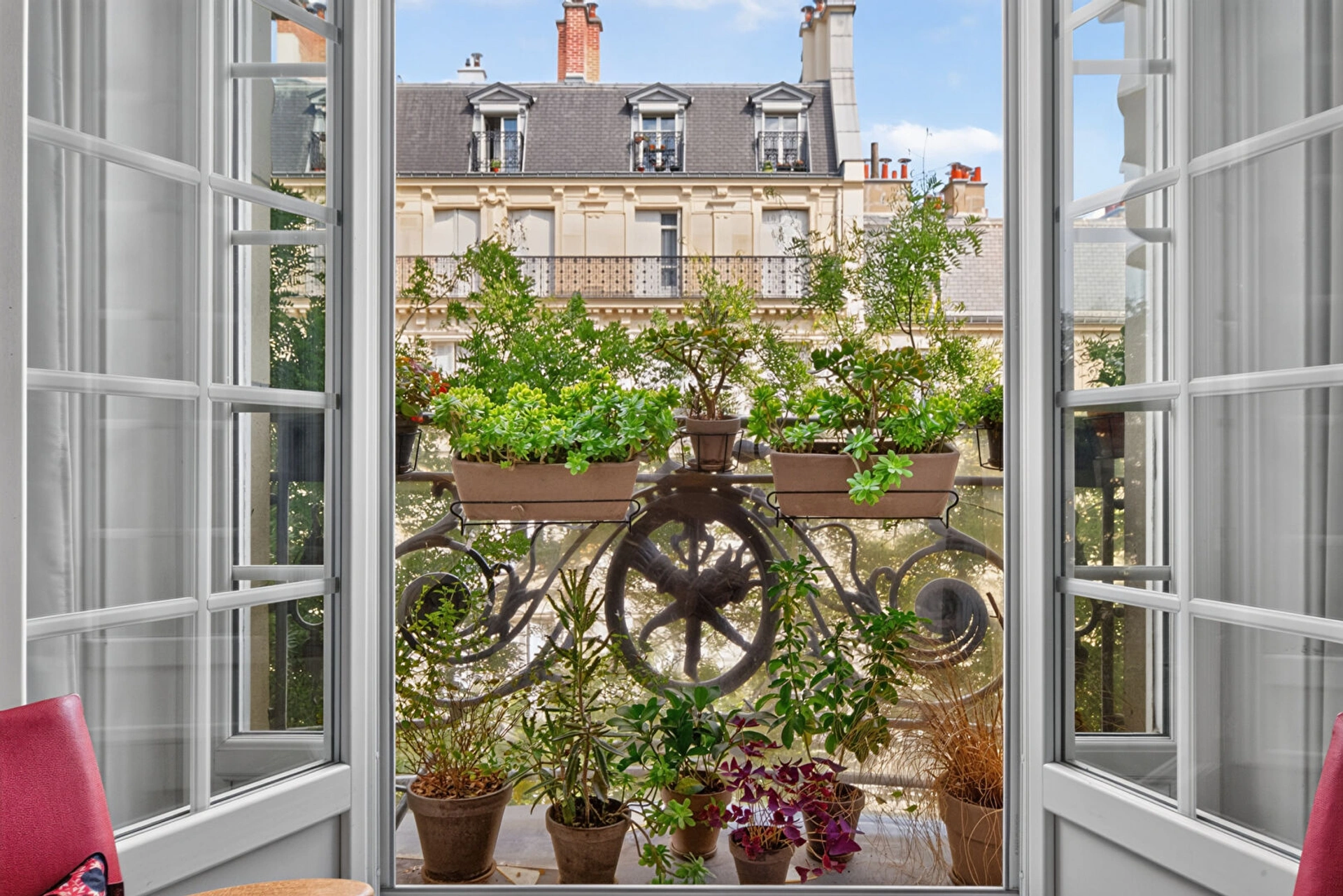 PARIS 20 - PLACE GAMBETTA 1