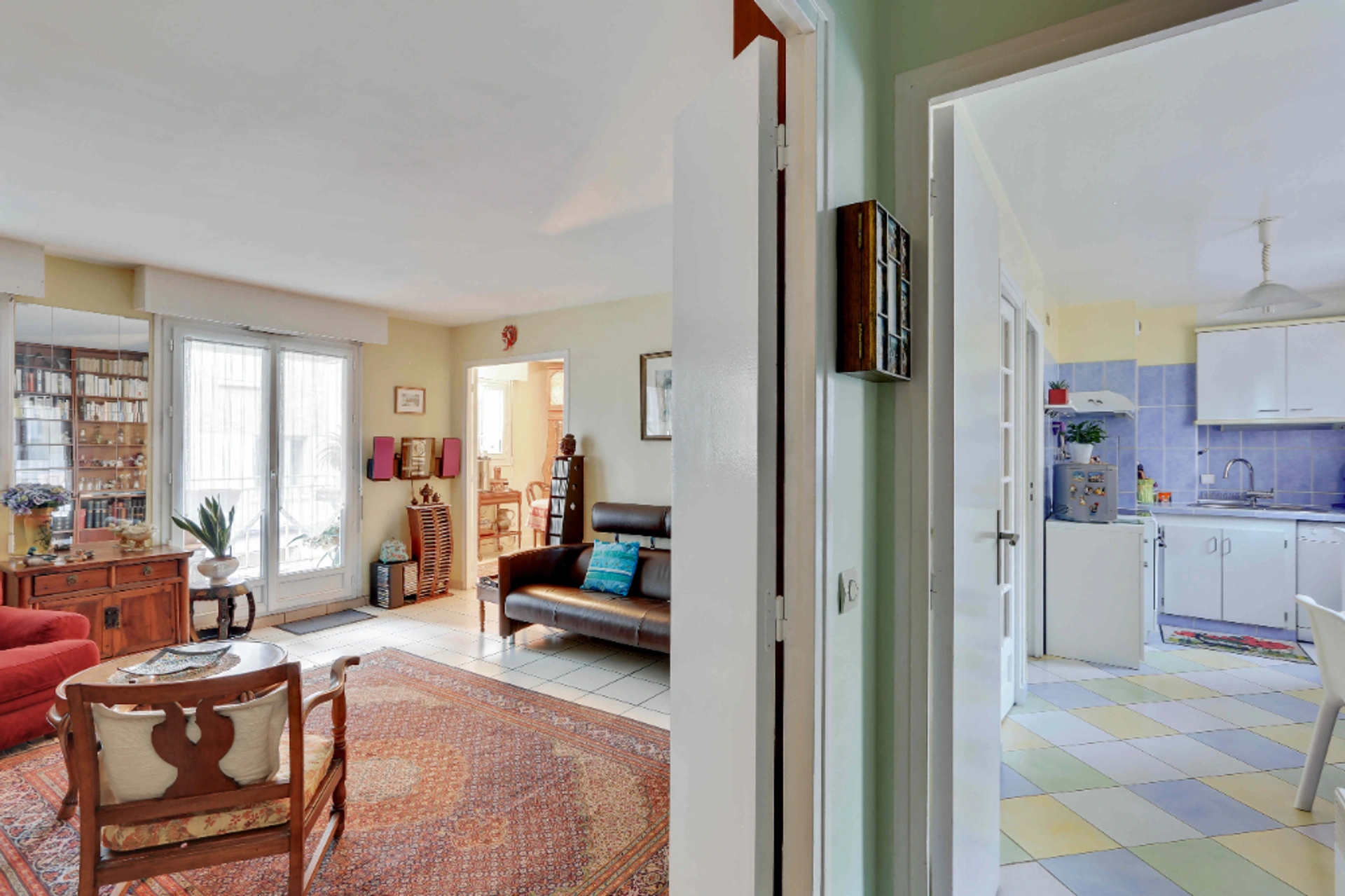 PARIS 20 - ST FARGEAU - APPARTEMENT 4 PIECES 2