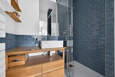 PARIS 20 - RUE DU CHER - OFF MARKET 9