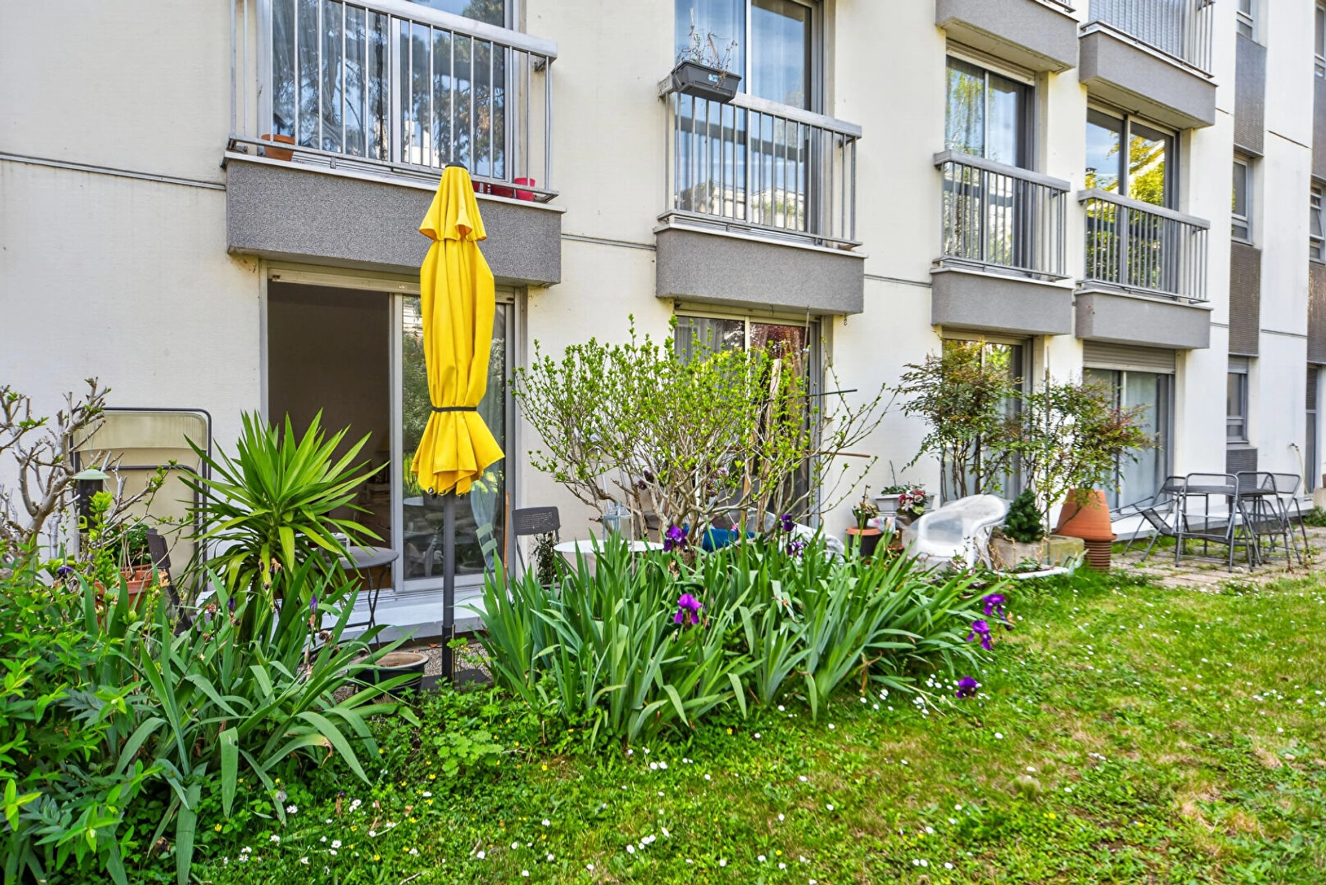 PARIS 20 - BUZENVAL 12