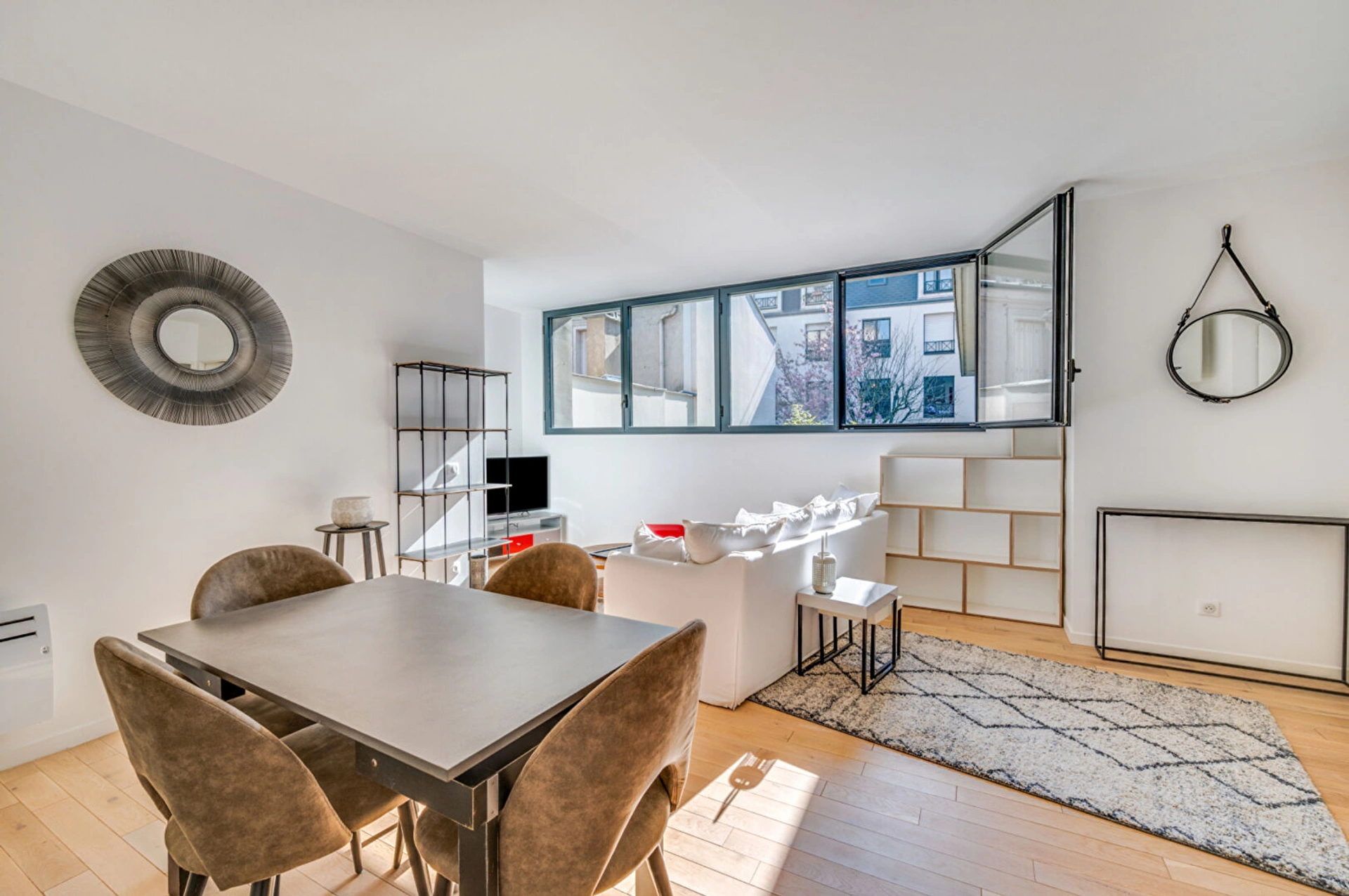 PARIS 20 - PASSAGE DES SOUPIRS 1