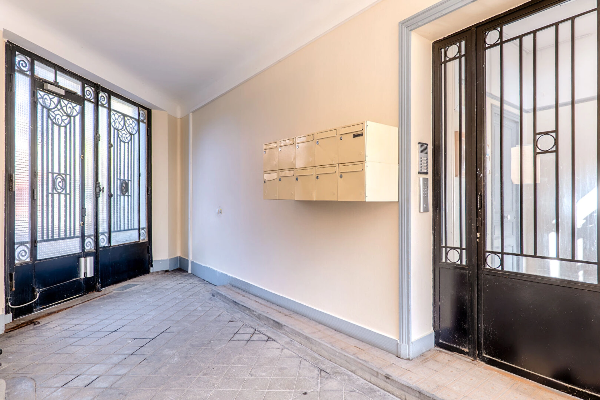 BAGNOLET - Plateau / limite les lilas 11