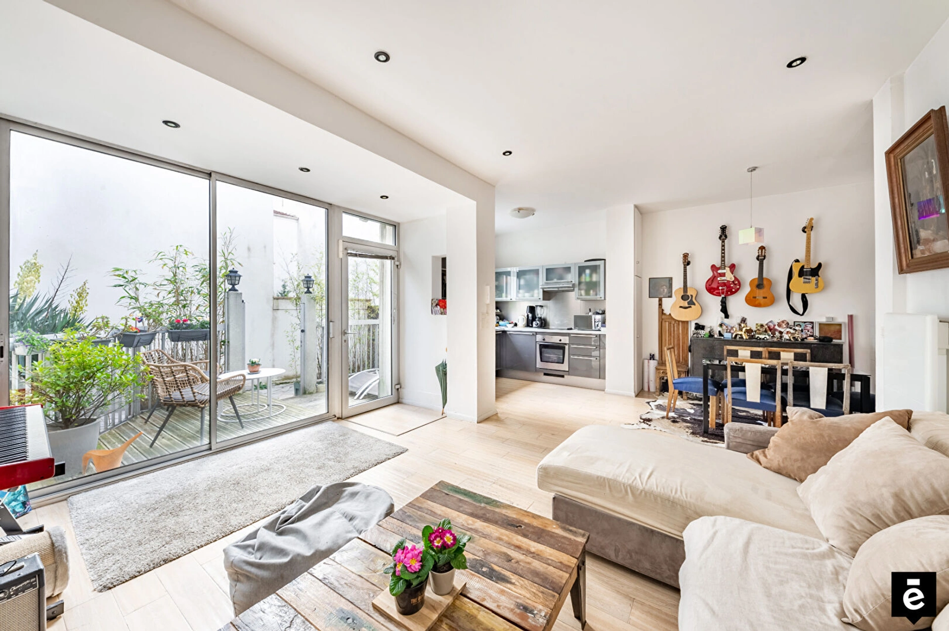 PARIS 20 - ST FARGEAU 1