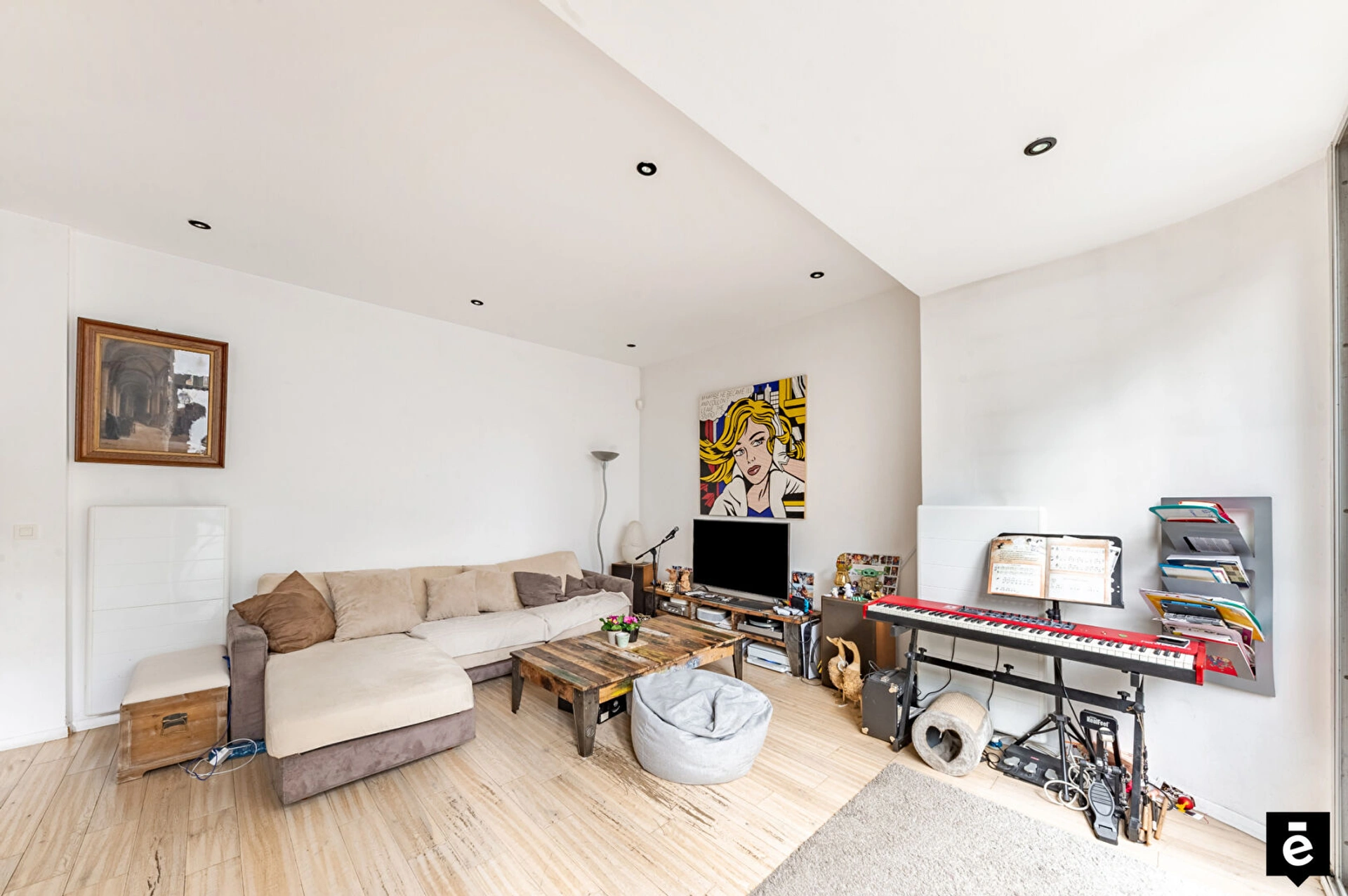 PARIS 20 - ST FARGEAU 12