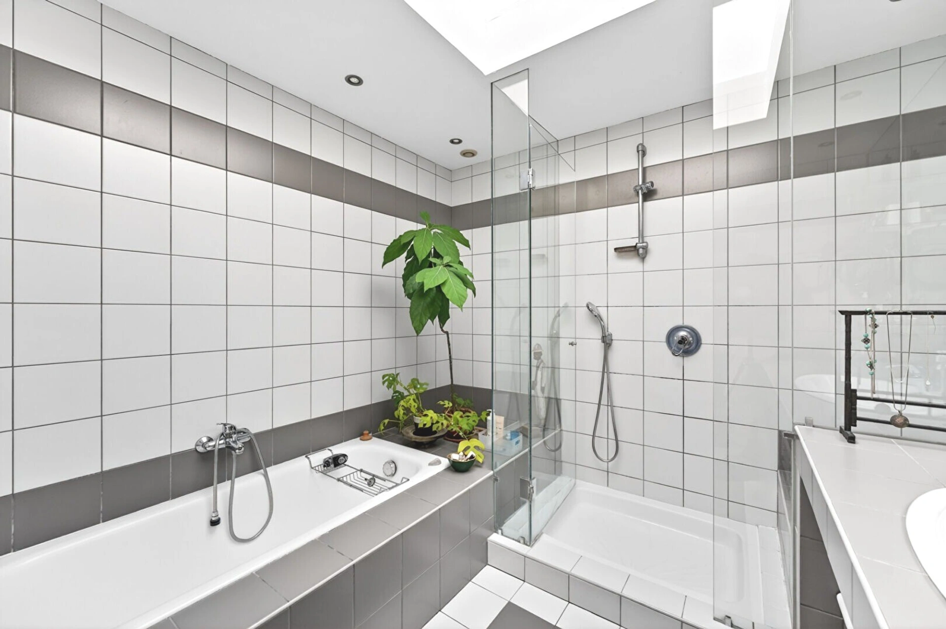 LES LILAS - MAIRIE DES LILAS 12