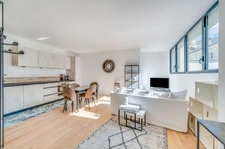 PARIS 20 - PASSAGE DES SOUPIRS 5