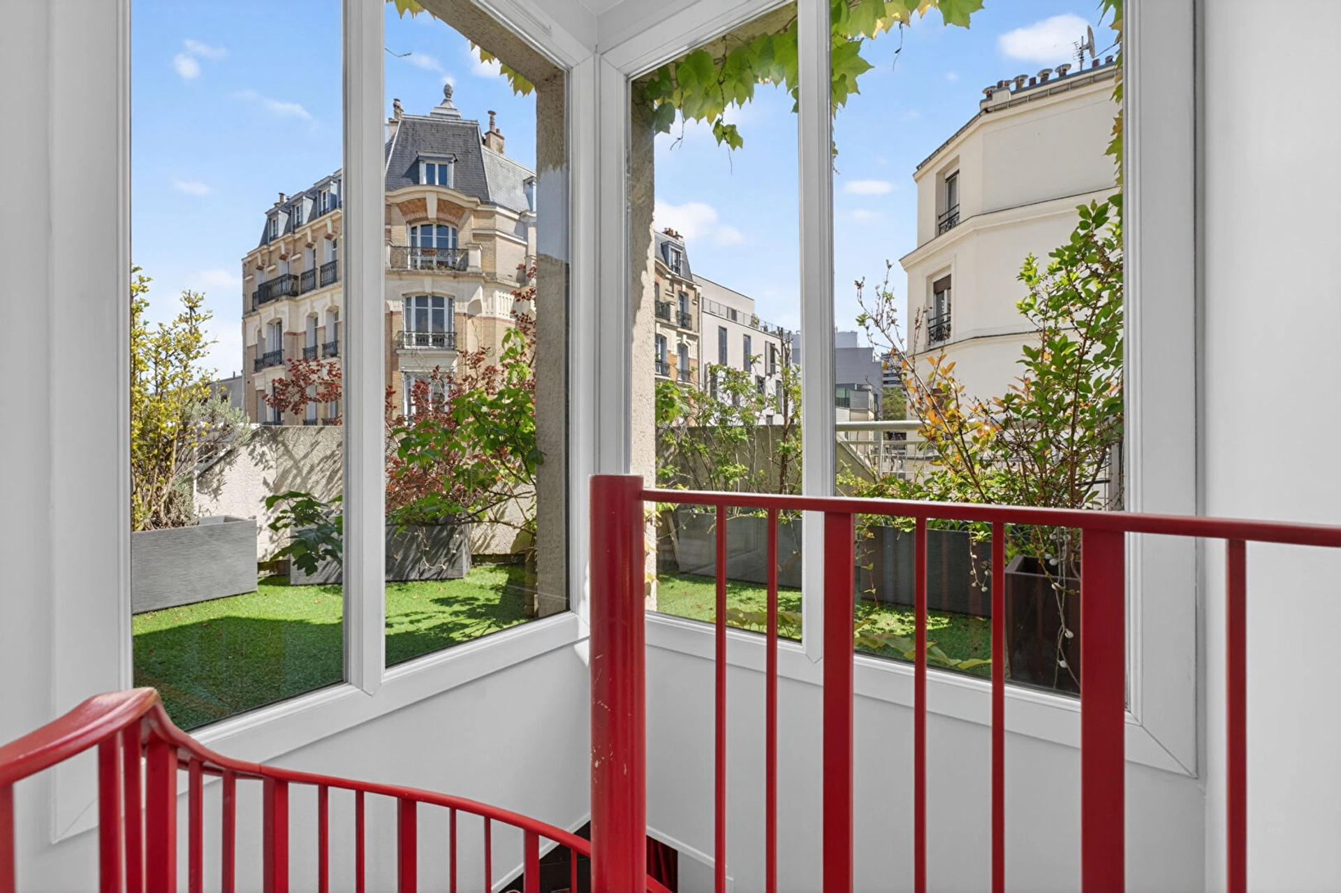 PARIS 20 - RUE BOYER 16