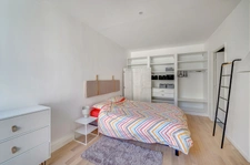 PARIS 20 - PASSAGE DES SOUPIRS 8