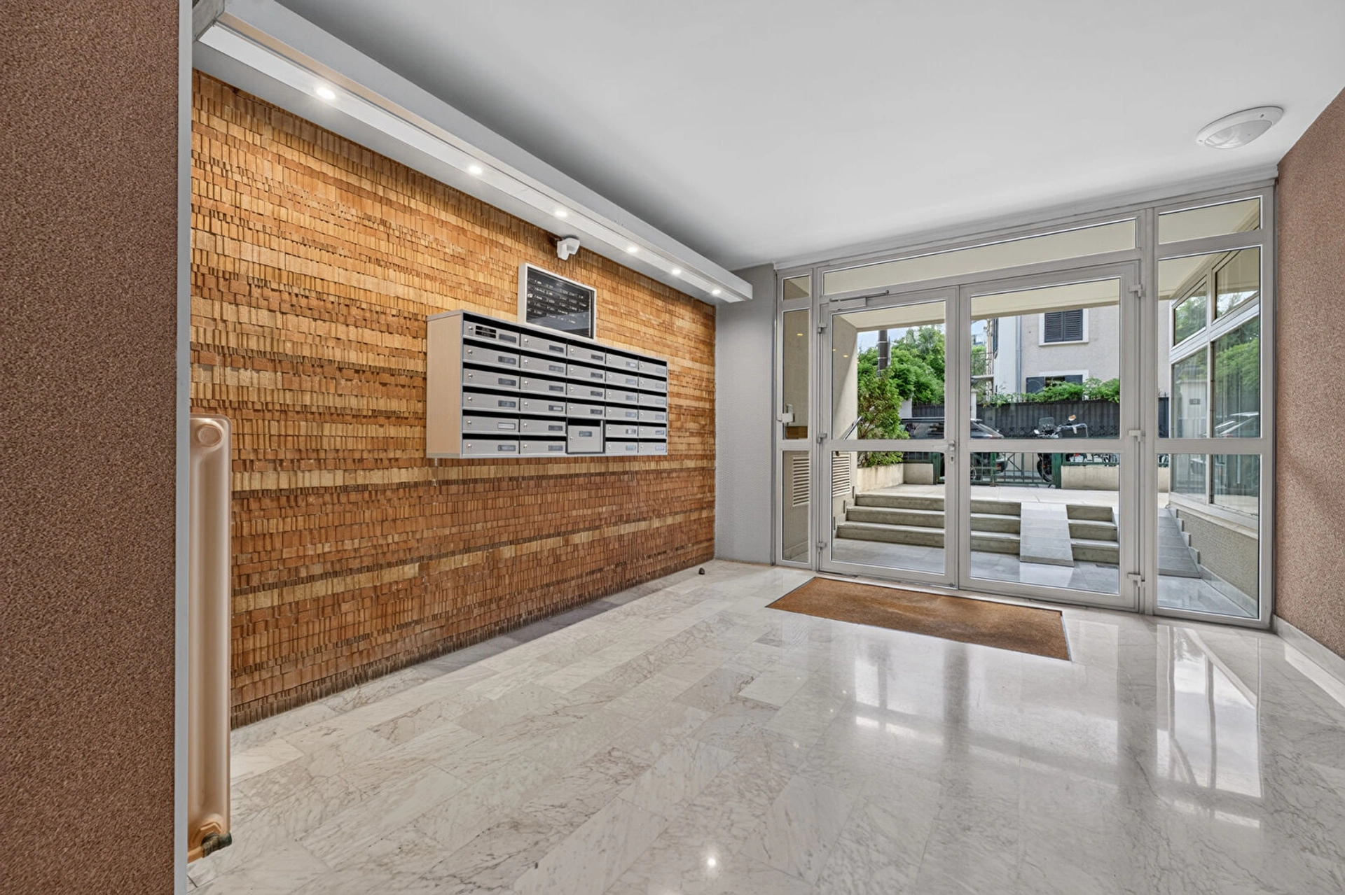 PARIS 16 - RUE PARENT DE ROZAN 12