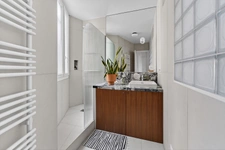 PARIS 20 - AVENUE GAMBETTA 8