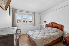 PARIS 20 - SAINT-FARGEAU 11