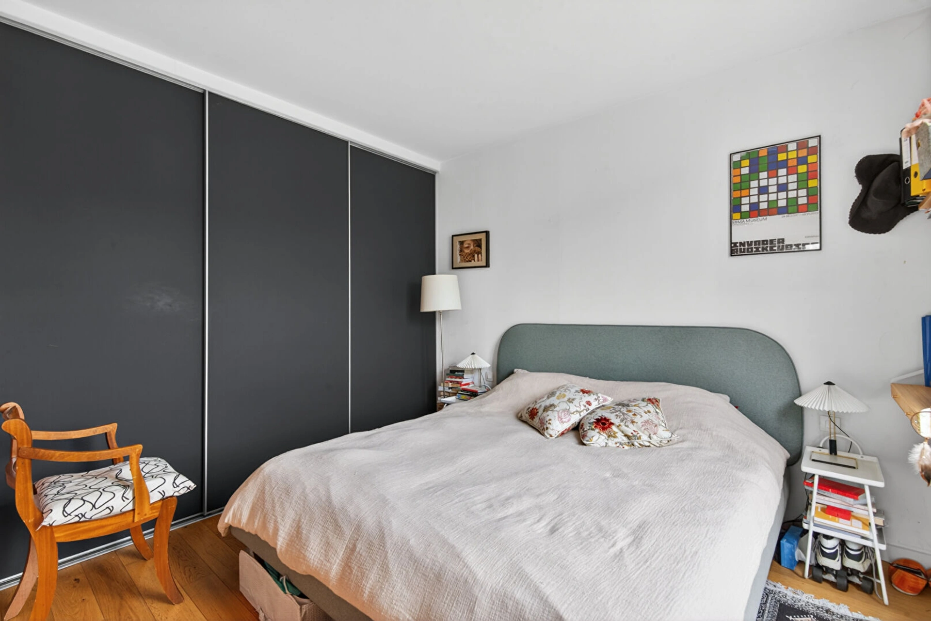 PARIS 20 - PLACE GAMBETTA 5