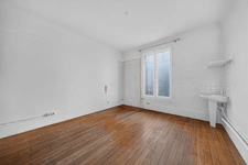 PARIS 20 - RUE HENRI POINCARE 12
