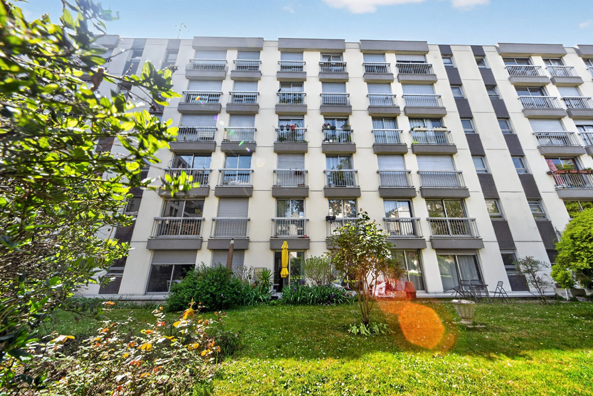 PARIS 20 - BUZENVAL 13