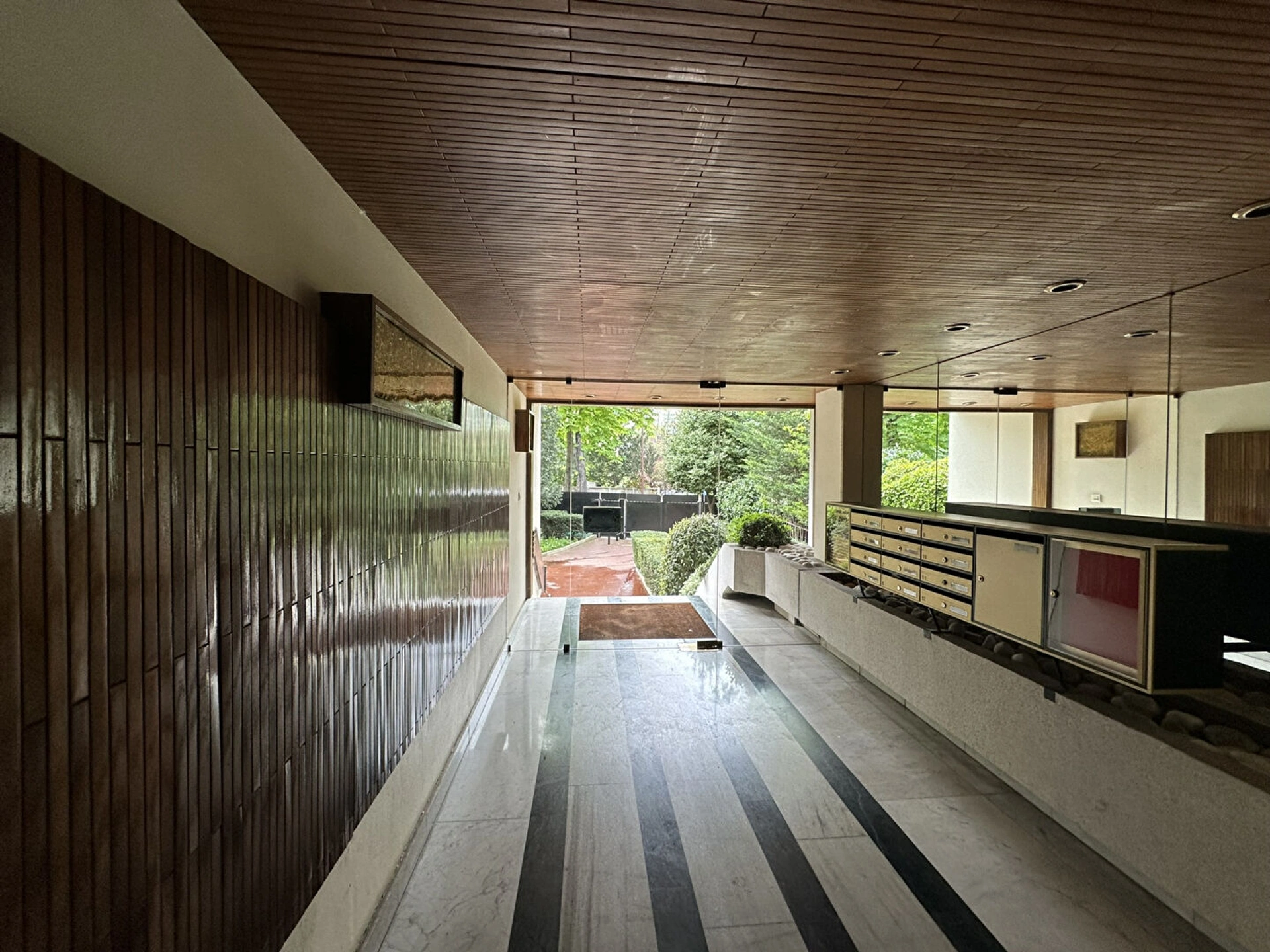 NEUILLY SUR SEINE - BAGATELLE 9